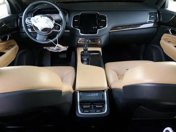 YV4A22PK8H1117331 2017 VOLVO XC90 - Image 8
