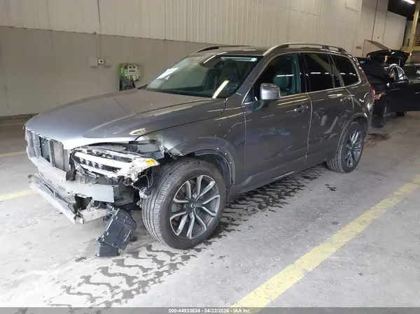 YV4A22PK8H1121315 2017 VOLVO XC90 - Image 2