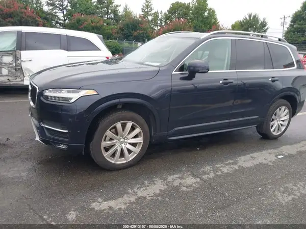YV4A22PK8H1128720 2017 VOLVO XC90 - Image 2