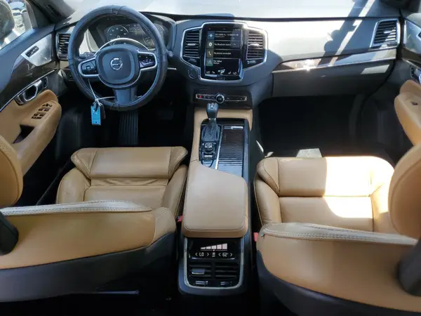 YV4A22PK8H1130693 2017 VOLVO XC90 - Image 8