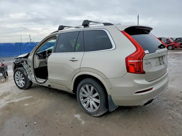 YV4A22PK8H1148269 2017 VOLVO XC90 - Image 2