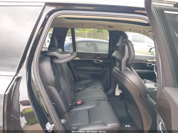 YV4A22PK8H1150698 2017 VOLVO XC90 - Image 8