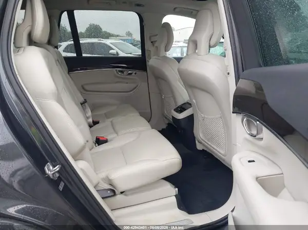 YV4A22PK8H1157389 2017 VOLVO XC90 - Image 8