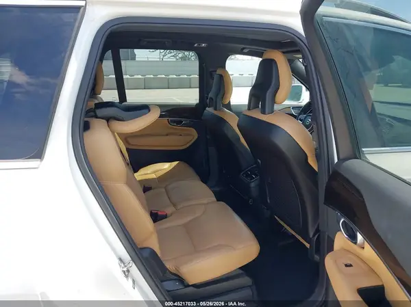 YV4A22PK8H1168554 2017 VOLVO XC90 - Image 8
