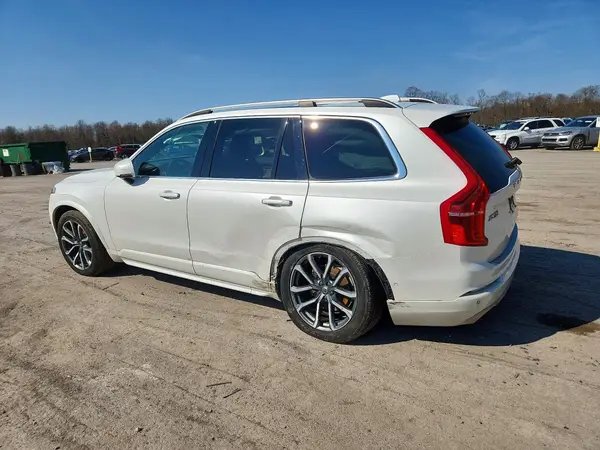 YV4A22PK8H1170773 2017 VOLVO XC90 - Image 2