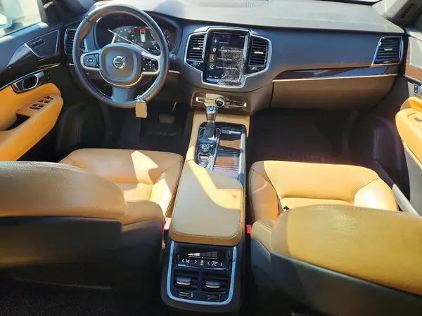 YV4A22PK8H1170773 2017 VOLVO XC90 - Image 8