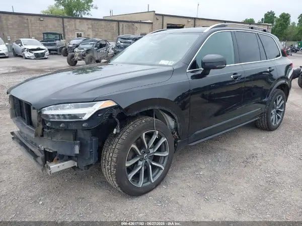 YV4A22PK8H1185502 2017 VOLVO XC90 - Image 2