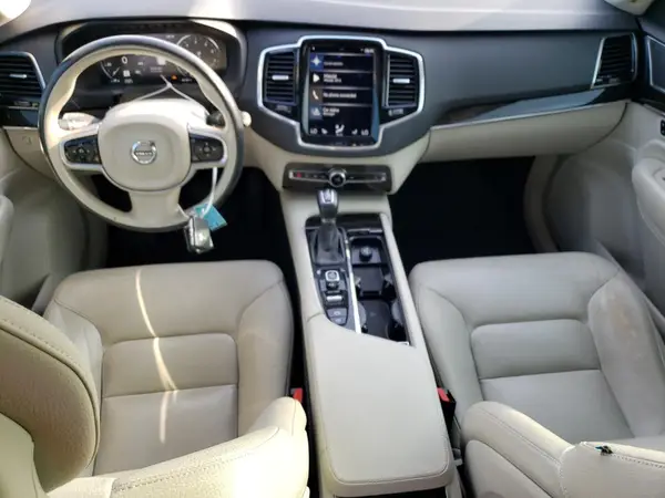YV4A22PK8J1210257 2018 VOLVO XC90 - Image 8