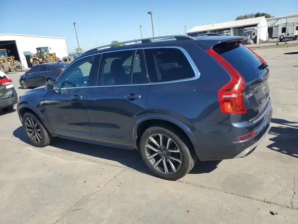 YV4A22PK8J1210839 2018 VOLVO XC90 - Image 2