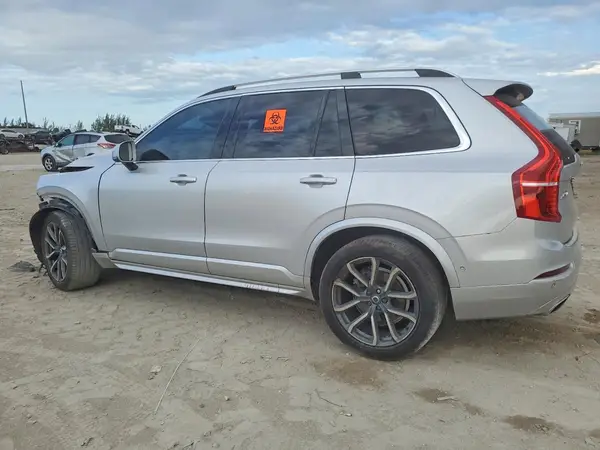 YV4A22PK8J1322492 2018 VOLVO XC90 - Image 2