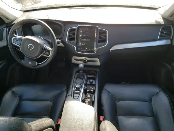 YV4A22PK8J1323979 2018 VOLVO XC90 - Image 8