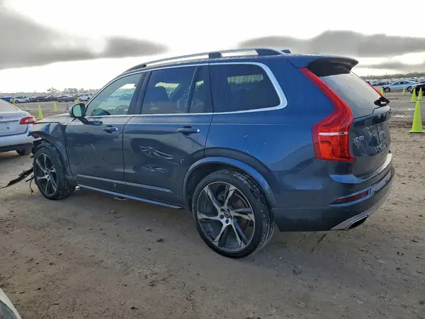 YV4A22PK8J1330222 2018 VOLVO XC90 - Image 2