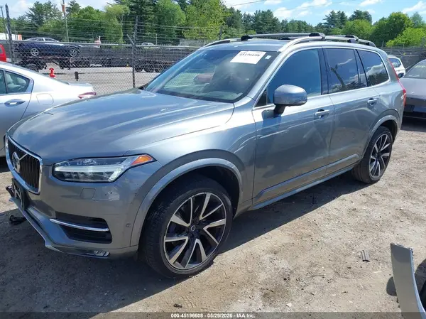 YV4A22PK8J1340751 2018 VOLVO XC90 - Image 2