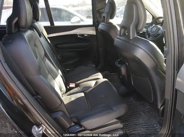 YV4A22PK8J1365634 2018 VOLVO XC90 - Image 8
