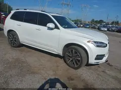 YV4A22PK8J1390629 2018 VOLVO XC90