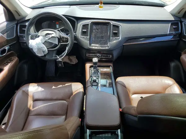 YV4A22PK8K1489128 2019 VOLVO XC90 - Image 8