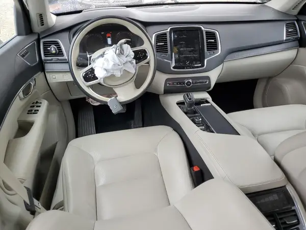 YV4A22PK8L1592258 2020 VOLVO XC90 - Image 8