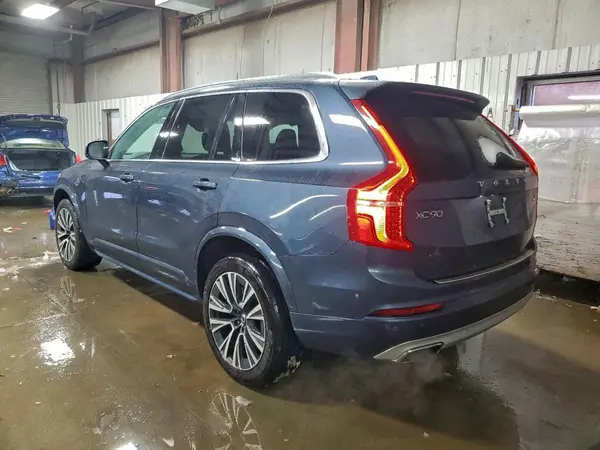 YV4A22PK8M1682124 2021 VOLVO XC90 - Image 2