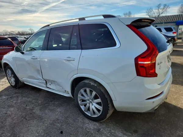 YV4A22PK9G1019665 2016 VOLVO XC90 - Image 2