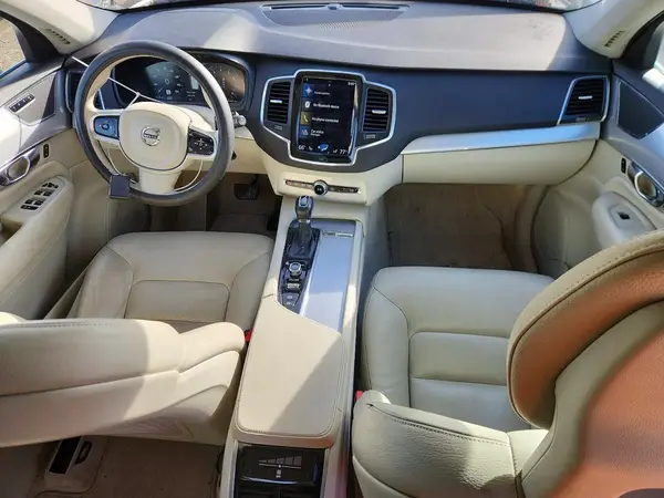 YV4A22PK9G1019665 2016 VOLVO XC90 - Image 8
