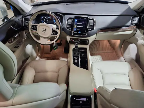 YV4A22PK9G1031122 2016 VOLVO XC90 - Image 8
