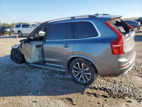 YV4A22PK9G1033176 2016 VOLVO XC90 - Image 2