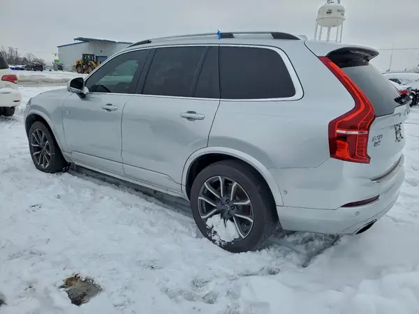 YV4A22PK9G1033372 2016 VOLVO XC90 - Image 2
