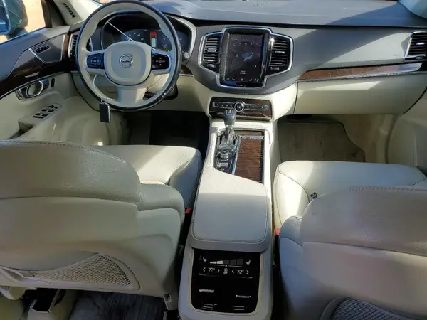 YV4A22PK9G1034764 2016 VOLVO XC90 - Image 8