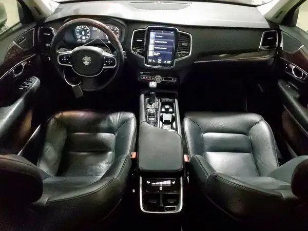 YV4A22PK9G1037177 2016 VOLVO XC90 - Image 8