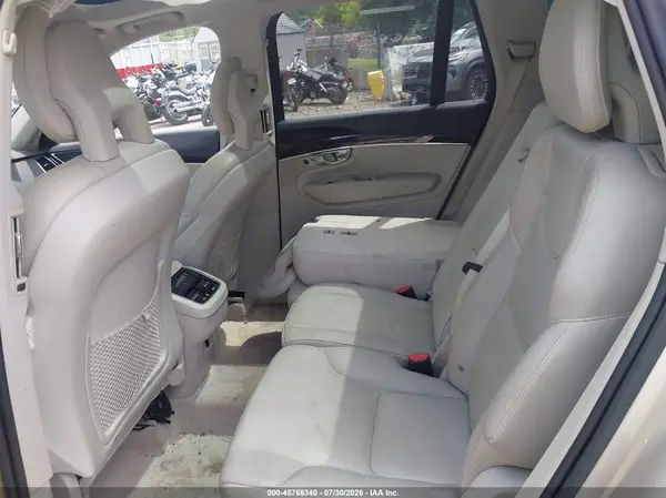 YV4A22PK9G1038636 2016 VOLVO XC90 - Image 8