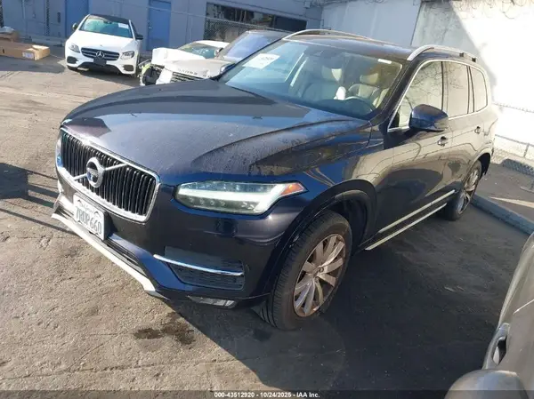 YV4A22PK9G1041469 2016 VOLVO XC90 - Image 2