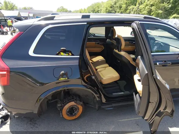 YV4A22PK9G1045229 2016 VOLVO XC90 - Image 8