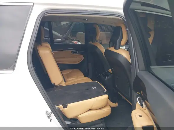YV4A22PK9G1046591 2016 VOLVO XC90 - Image 8