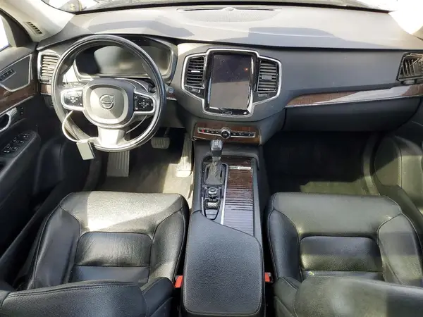 YV4A22PK9G1060555 2016 VOLVO XC90 - Image 8
