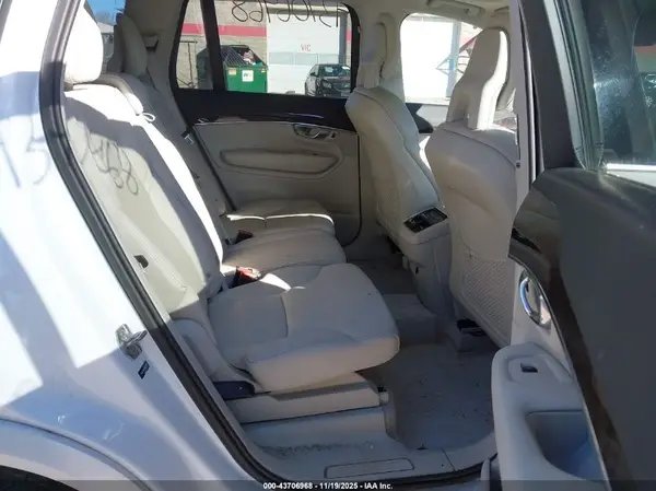 YV4A22PK9G1073791 2016 VOLVO XC90 - Image 8