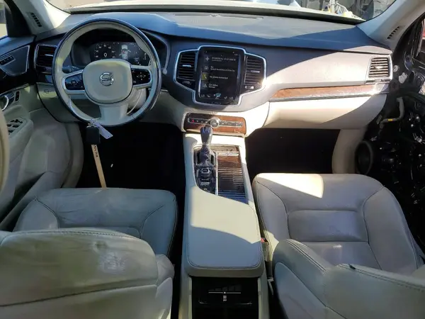 YV4A22PK9G1080515 2016 VOLVO XC90 - Image 8