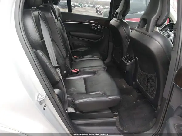 YV4A22PK9G1094737 2016 VOLVO XC90 - Image 8