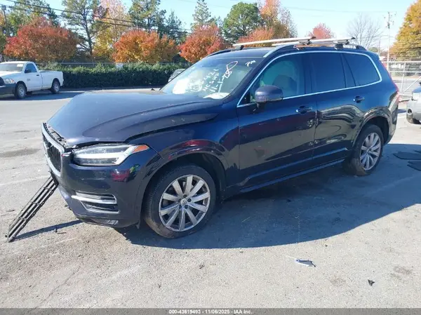 YV4A22PK9H1106421 2017 VOLVO XC90 - Image 2