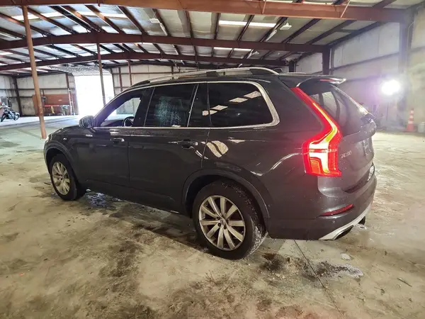 YV4A22PK9H1109447 2017 VOLVO XC90 - Image 2