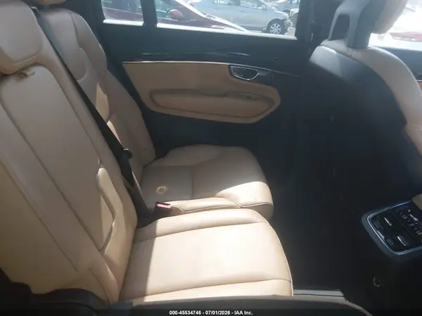 YV4A22PK9H1116785 2017 VOLVO XC90 - Image 8
