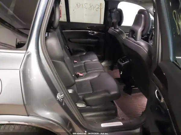 YV4A22PK9H1123705 2017 VOLVO XC90 - Image 8