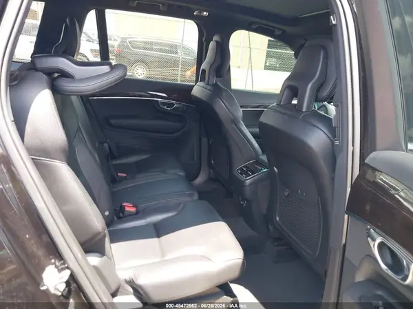 YV4A22PK9H1140309 2017 VOLVO XC90 - Image 8