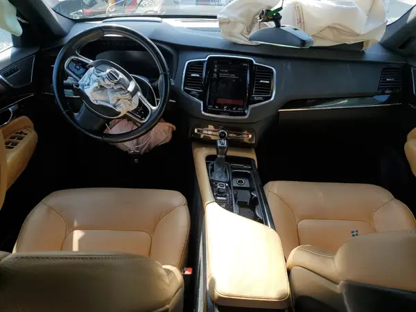 YV4A22PK9H1141508 2017 VOLVO XC90 - Image 8