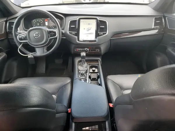 YV4A22PK9H1145591 2017 VOLVO XC90 - Image 8