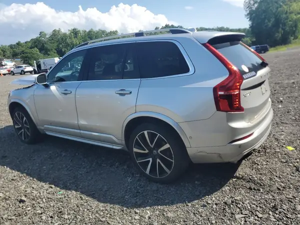 YV4A22PK9J1194389 2018 VOLVO XC90 - Image 2