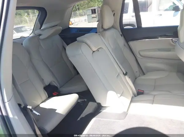 YV4A22PK9J1215998 2018 VOLVO XC90 - Image 8