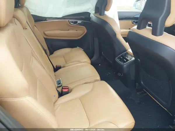 YV4A22PK9J1218531 2018 VOLVO XC90 - Image 8