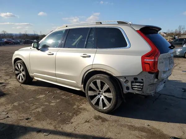 YV4A22PK9J1323957 2018 VOLVO XC90 - Image 2