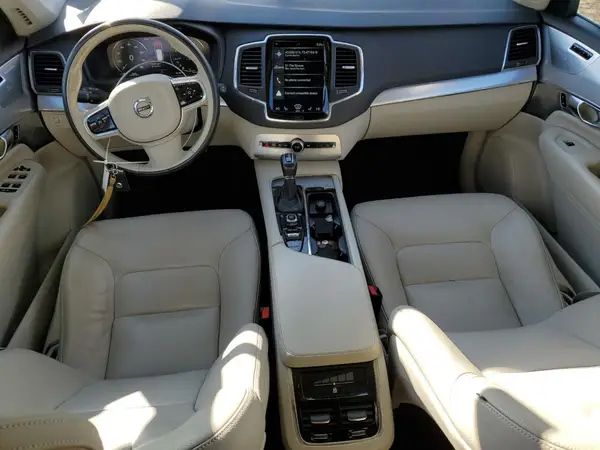 YV4A22PK9J1323957 2018 VOLVO XC90 - Image 8