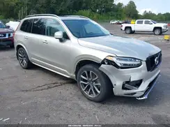 YV4A22PK9J1330584 2018 VOLVO XC90